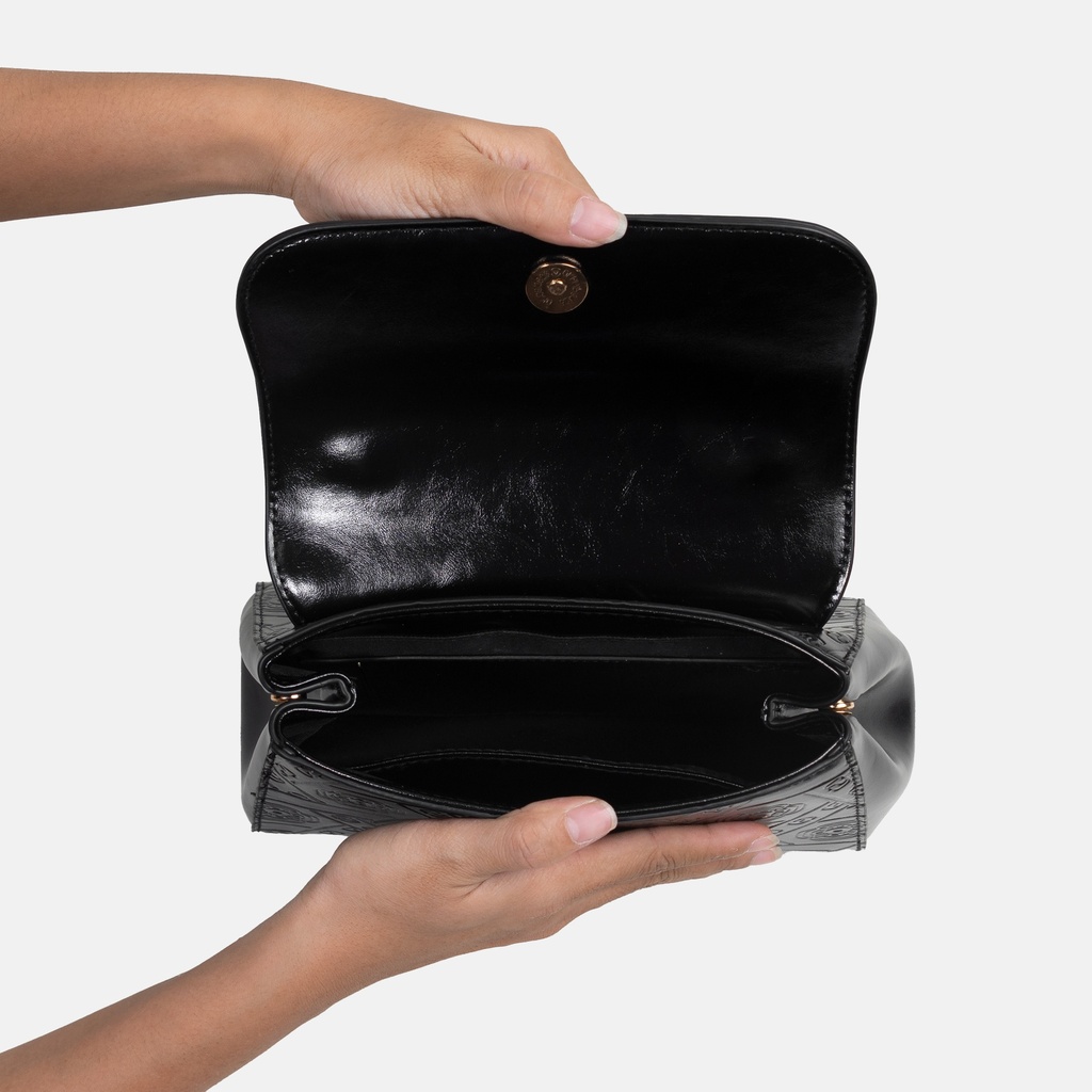 2025 Myat Lay Ngone Onyx Top Handle Bag