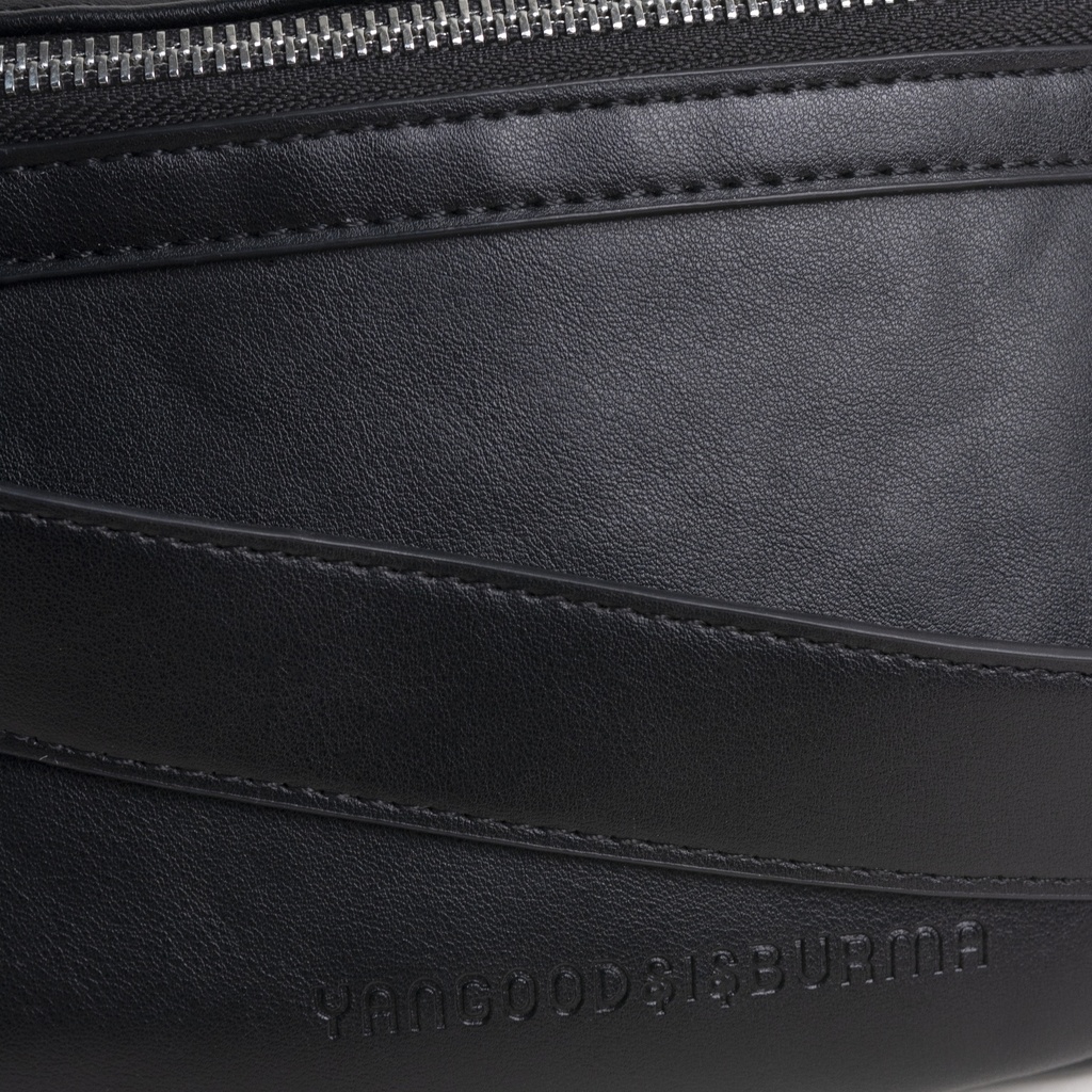 Sisburma Black Crescent Belt Bag