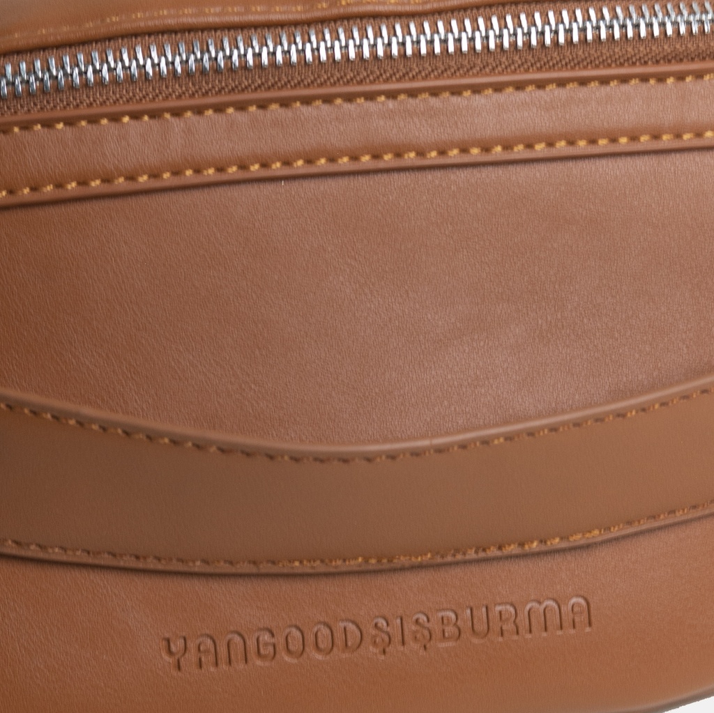 Sisburma Tea Crescent Belt Bag